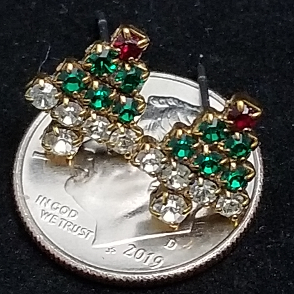 GOLD TONE MINI XMAS POST EARRINGS